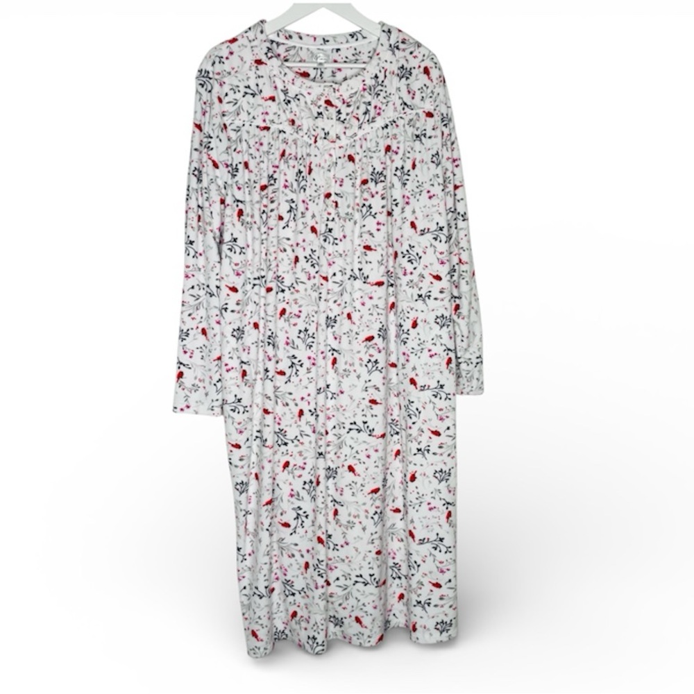 Aria Recycled Plastic white Winter Red Cardinal nightgown with pockets Size 3X